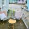 Modern Beach House 3 bed, 3 bath - Balcony sea view