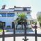 Modern getaway Studio for two - 罗维尼