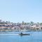 Oporto Street Fonte Taurina - Riverfront Suites