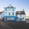 Rock Point Inn