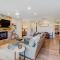 New Luxury Loft 305 I Huge Hot Tub I Great Views I Best Price I FREE Adventures Daily