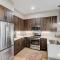New Luxury Loft 305 I Huge Hot Tub I Great Views I Best Price I FREE Adventures Daily