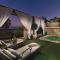Royal Garden Villas, Luxury Hotel