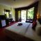 Phi Phi Island Cabana Hotel - Phi Phi Don