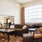 Staybridge Suites West Edmonton - Edmonton