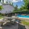 Adorable holiday home with pool - Uzer
