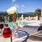 VILLA TURRI - Luxury Country & Padel Resort