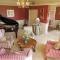 No 6 The Square Tearooms & Accommodation - 巴克斯顿