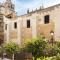 Puerta Catedral Apartments