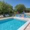 Holiday Home Lola by Interhome