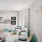 2 Bedroom City Centre Townhouse - with Parking