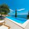 Abuelas Beach House