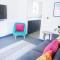 New street Luxury town house in the centre of Holt with free PARKING for one car
