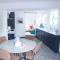 New street Luxury town house in the centre of Holt with free PARKING for one car