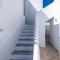 Lorenzo Studios and Suites Paros