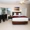 Caribbean Resort by the Ocean - Hollywood