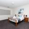 4 Bedroom Inner City Townhouse - SLEEPS 9 !! - Wagga Wagga