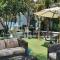 Hostal Escala Suites