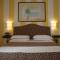 Hotel Alex