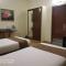 Hanu Reddy Residences Wallace Garden
