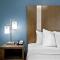 La Quinta Inn & Suite Kingwood Houston IAH Airport 53200 - 金伍德
