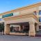 La Quinta Inn by Wyndham Milwaukee Airport / Oak Creek - Ок-Крик