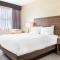 Quality Hotel Dorval Aeroport