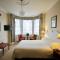 Foyles Hotel