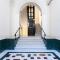 Vatican City Suites by Hili