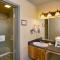 Tahoe Lakeshore Lodge & Spa