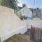 Lushlets - Riverside City Centre House with Hot tub and pool table - great for groups! - Cardiff