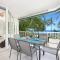 The Beach House 3BR Waterfront Apartment, Own WIFI