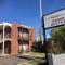 Town House Motor Inn