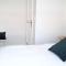 O VIOLAS - Art Coffee & Guesthouse