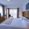 Palms Hotel
