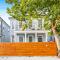 Hosteeva Chic Urban Retreat w Pool Steps to St Charles Ave and Near Bourbon St