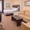 Holiday Inn Express & Suites Topeka West I-70 Wanamaker by IHG - Топика