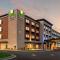 Holiday Inn Express & Suites Racine by IHG