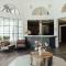Vinland Hotel and Lounge