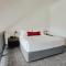 Vinland Hotel and Lounge