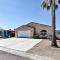 Sun-Soaked Colorado River Haven - Walk to Beaches! - Mohave Valley
