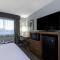 La Quinta by Wyndham Anchorage Airport