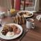 Pinegrove Hotel