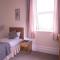 Pinegrove Hotel