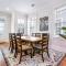 Hosteeva Chic Urban Retreat w Pool Steps to St Charles Ave and Near Bourbon St - New Orleans