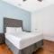 Hosteeva Brand New Condo with a Pool Steps to St Charles Ave - New Orleans