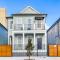 Hosteeva Brand New Condo with a Pool Steps to St Charles Ave - New Orleans