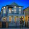 Hosteeva Brand New Condo with a Pool Steps to St Charles Ave - New Orleans