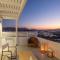 Lorenzo Studios and Suites Paros