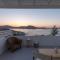 Lorenzo Studios and Suites Paros